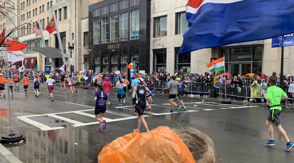 morganmhume's tweet photo. SPOTTED: Members of the @261Fearless charity team making their way to the finish line and to meet @KVSwitzer! There’s no amount of rain that can stop this #girlpower at the @bostonmarathon. #BostonMarathon2019 #ReportingWithDan https://t.co/uqp1UJYHdT