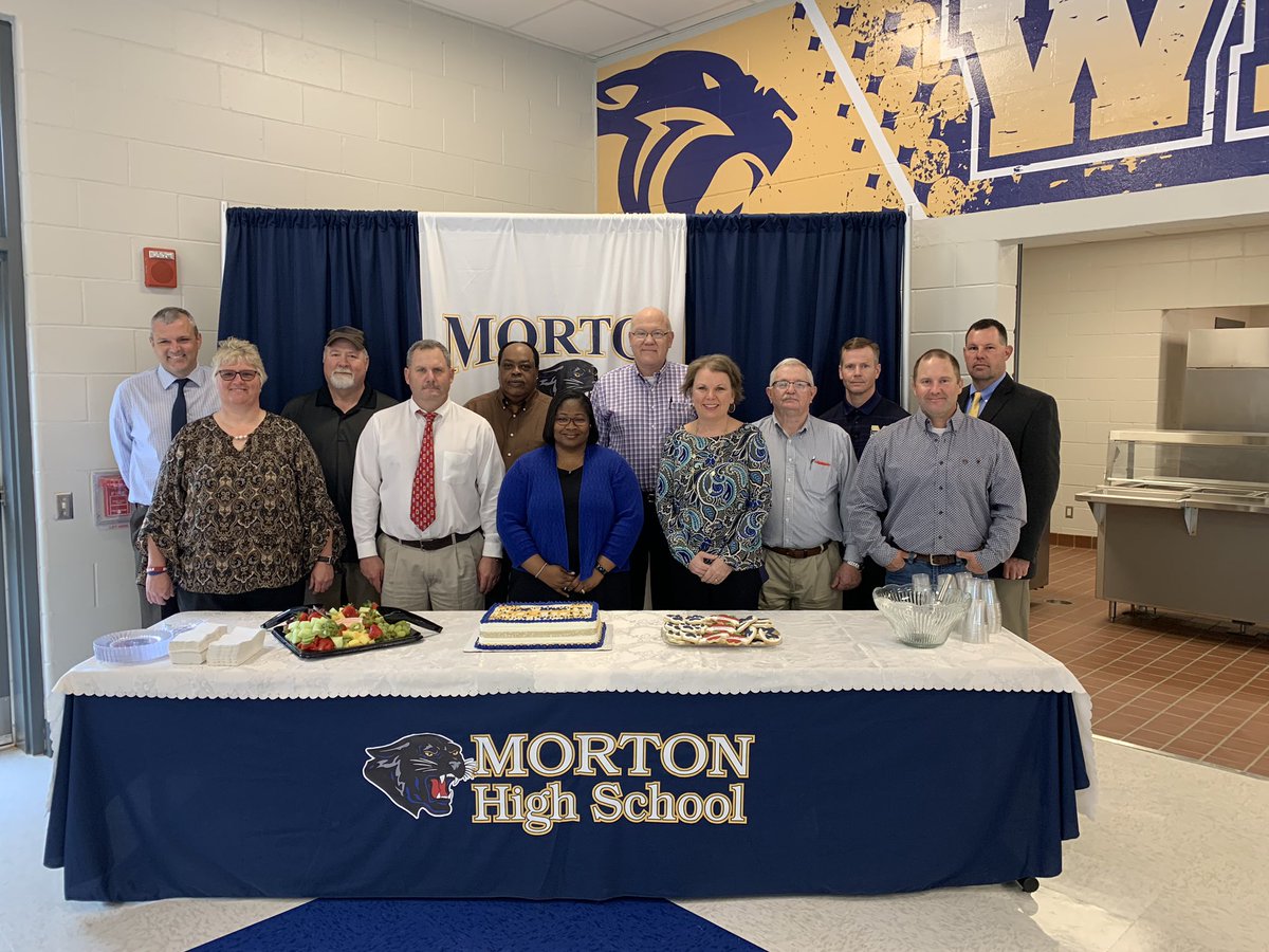 PantherPrideMHS's tweet photo. Last week MHS held a ribbon cutting for the new cafeteria.  Students will begin eating in it tomorrow!! https://t.co/X97YZl7SUS