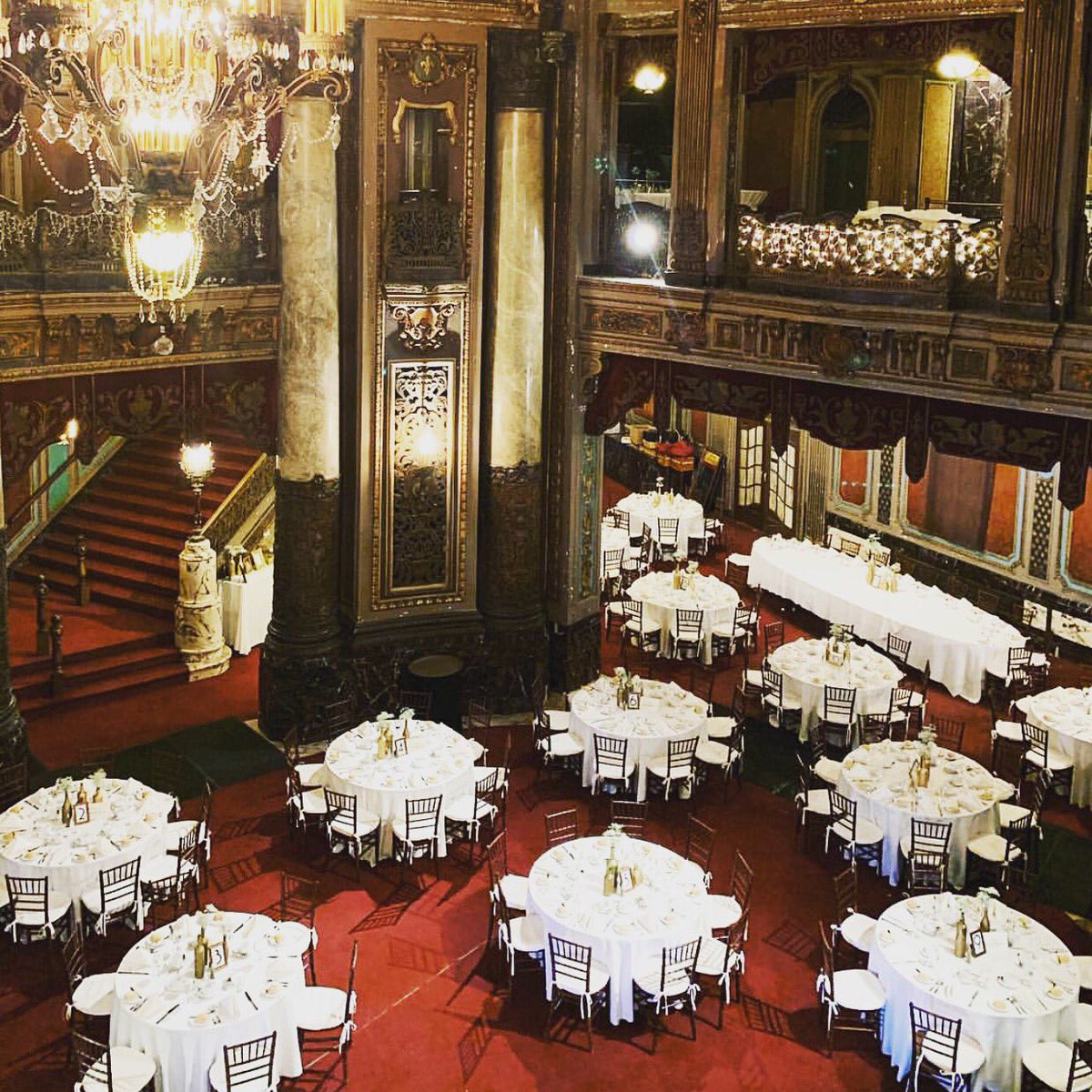 njwedding's tweet photo. An exquisite setting for a wedding at The Landmark Loewโs Jersey City Theater by Culinary Creations! ๐ Call Andrew Pantano at (908) 281-3894 for a personal appointment and wedding consultation. #njwedding #njcatering #njcaterer #culinarycreations #wedding #weddings #njweddings https://t.co/6RwACKMu8q