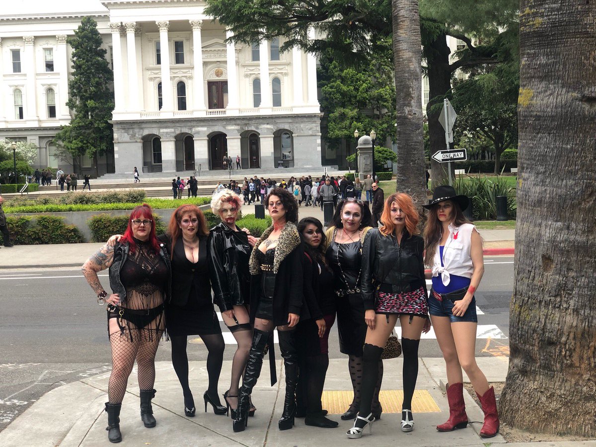 kristendiangelo's tweet photo. #WeWillNotBeDeleted #Dominaxtrix #Doms speak out #SexTrafficking #HumanTrafficking #SESTA #FOSTA = #DeadHookers https://t.co/PH5PigatGJ