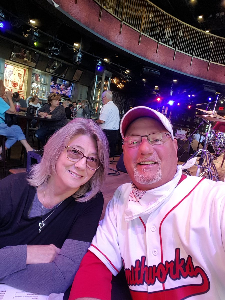 WPS4EVR's tweet photo. Have a Blast at Ole Red, Nashville. @Smithworks  @blakeshelton https://t.co/Upj0qyitNA
