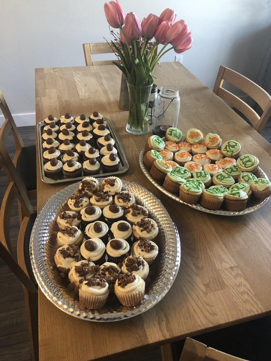SuzieSpearin's tweet photo. UFA Spruce Grove Forage Day tomorrow, April 16th. Come by for a visit and a cupcake or two! #ufa #forageday #DLFPickseed #yummyyummy https://t.co/gmfYzYmlV0