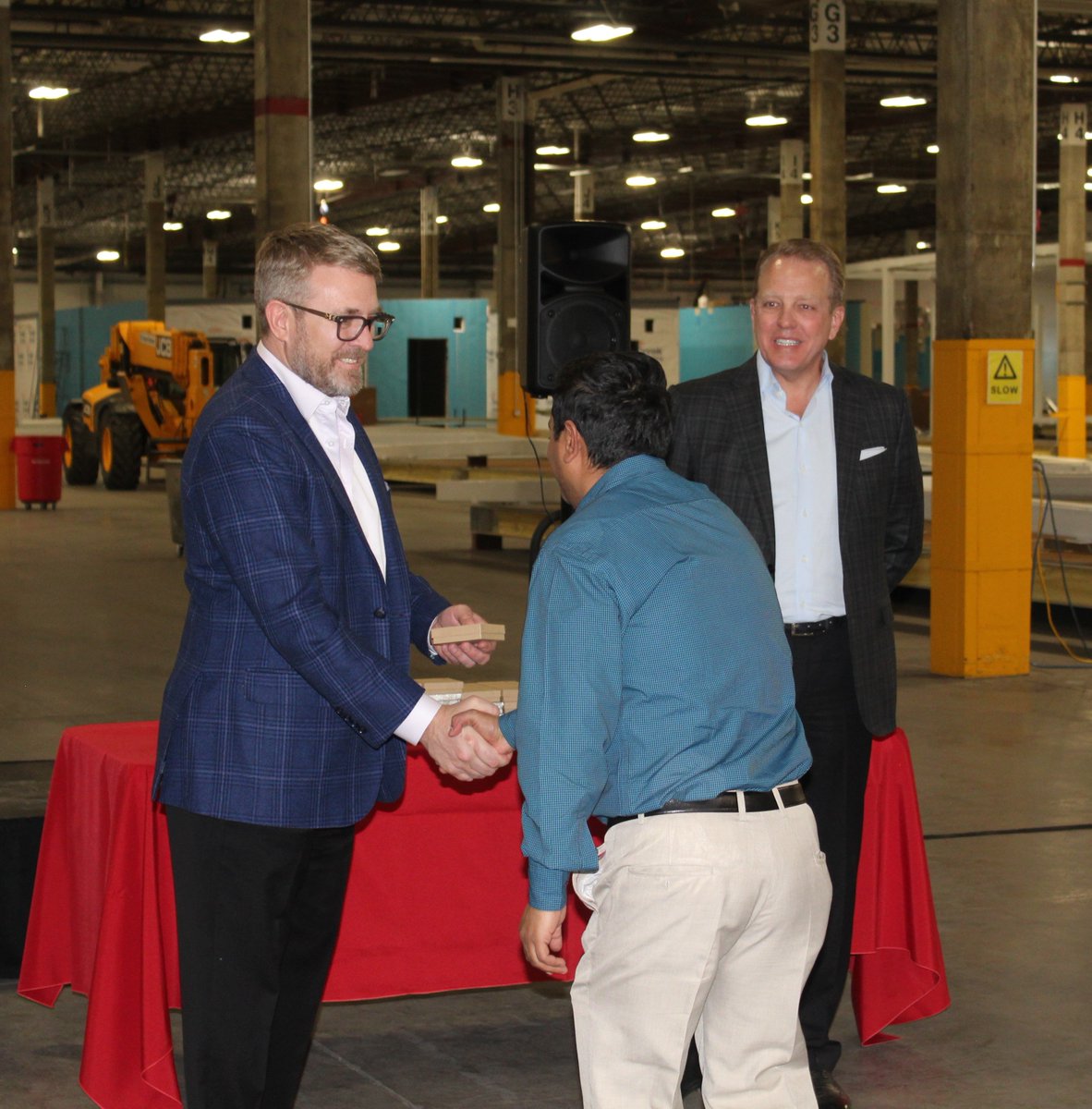 rkindustriesllc's tweet image. RK had a blast at our Years of Service event last week. Thanks for your hard work and dedication! 👍

#rktoday #teamwork #TeamworkMakesTheDreamWork