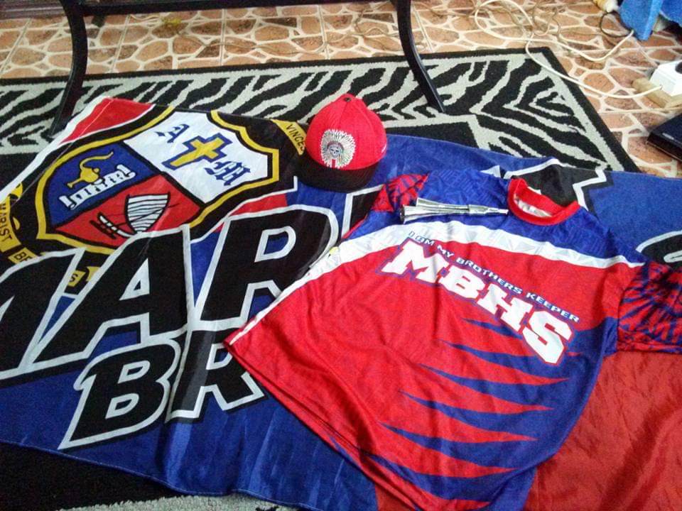 its_ms_nale's tweet photo. Horn β
Snapback β
Flag β
T-shirt β
Guess the husband is ready as well π
*this photo was taken in 2016 so the only thing that changed this year is the t-shirt π
#maidamudamumai #redfire #uptheredfire #mobsister #mobwife #maristblood https://t.co/vdoQEVQQQf