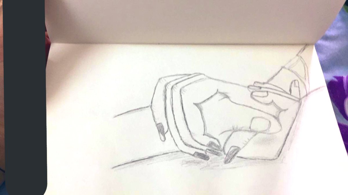 epcsMUtWvQYOaJS's tweet image. اجد كفايتي عنِ هذا العالم بقربكَ♥️♥️