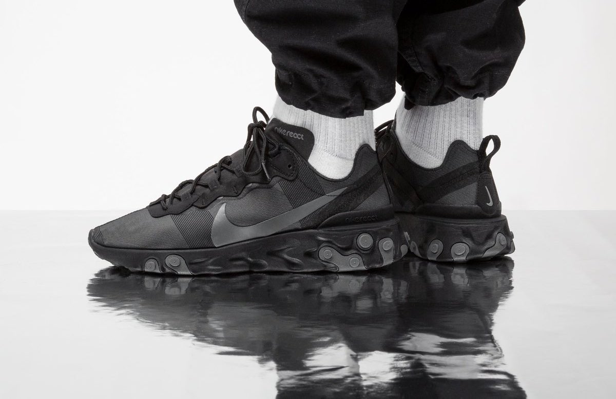 react element 55 triple black