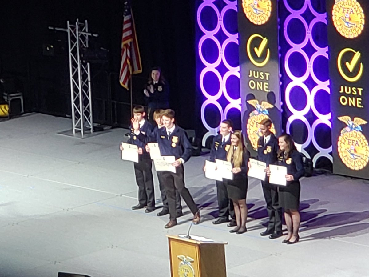 mstmffa's tweet image. MSTM FFA&apos;s Sentinel Ben Lynch representing our newly chartered chapter. This award was presented in front of more than 5,600 FFA members, advisors, and guests from across the state.