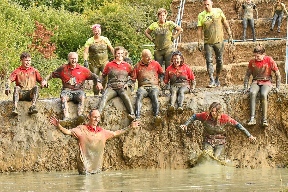 DevilMud's tweet photo. @itvracing @RacingPost @CheltenhamRaces recognise this trainer hacking up round our obstacle course?!! https://t.co/aQiBRMncbk