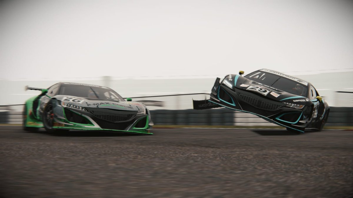 cvp3competips4's tweet photo. Tercera carrera de la CVP3 Blancpain series de @cvp3competips4  en  el circuito de Texas,la carrera empezó con niebla y bastante accidentada en la cual CVP3_Bali se llevó la victoria!
Enhorabuena @CVP3_bali y al podio https://t.co/4TrLvBDb28
