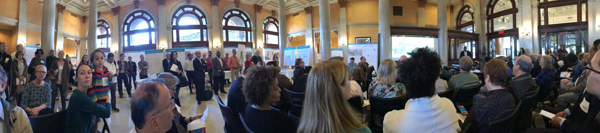 diggingellen's tweet photo. Packed house tonight at the first public #ShockoeAlliance meeting at #MainStStation #rva! Mayor Stoney discussing the memorialization of the “enslaved people who built this city” and creation of place that tells all stories. https://t.co/MLEMnrEYqi