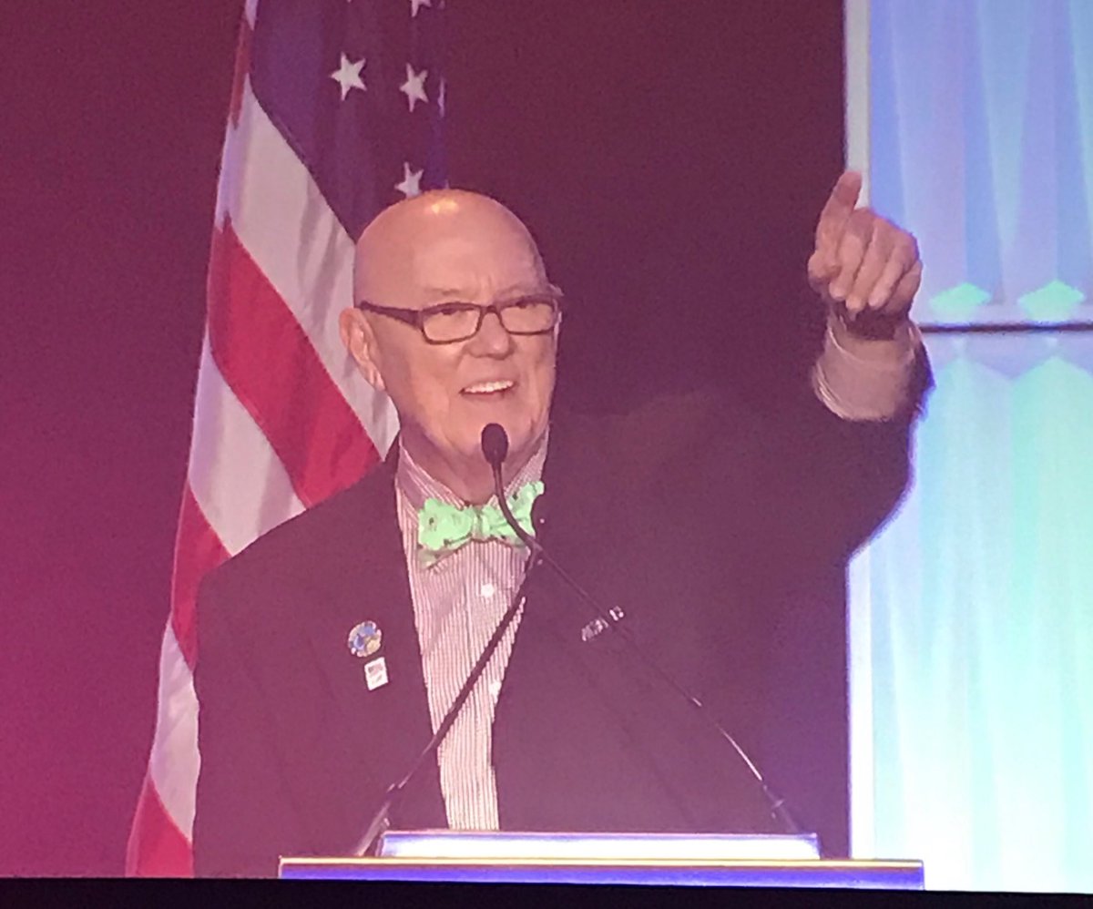 neary_ann's tweet image. #Davidwatson thanking ADA staff #ToothParty @AmerDentalAssn