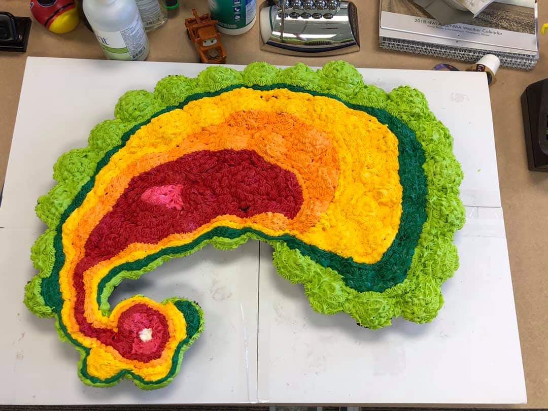ValpoWeather's tweet photo. One of our students made this really awesome supercell pull-apart cupcake cake today and brought it in for other students to enjoy! It resembles the @RadarScope logo! @weather_katie @ValpoU @ValpoVUTV https://t.co/LRhcQ33wdG