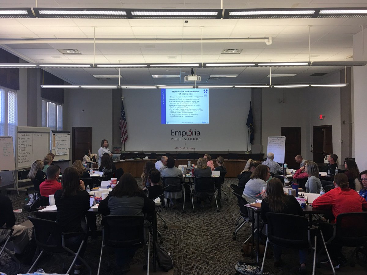 trevorm3833's tweet photo. Emporia High staff received training in Mental Health First Aide today by @CrossWindsKS. Great information to help us support the students we serve! @EmporiaSpartans https://t.co/v7gq6AmIoM