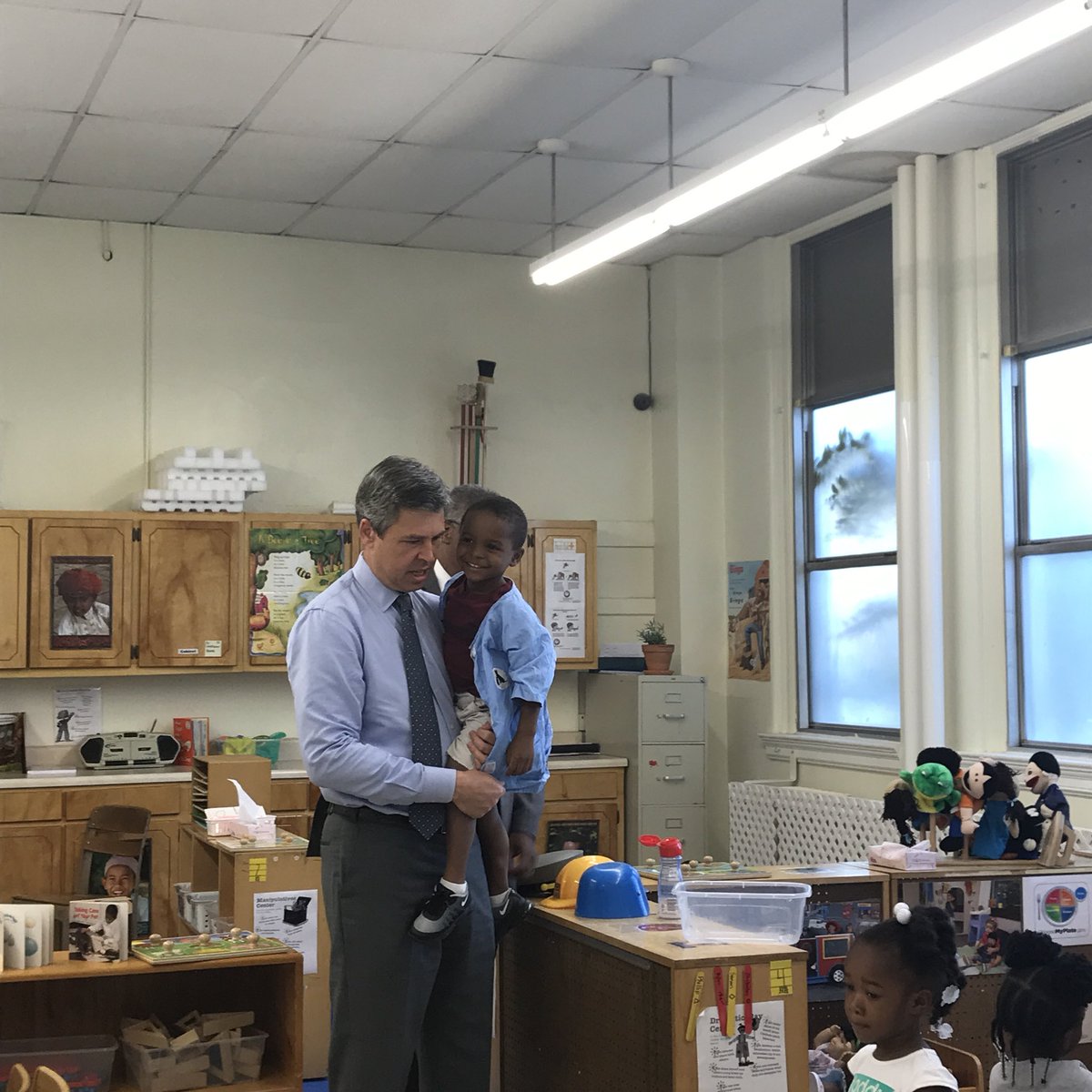 rwalbright's tweet photo. Any time and EVERY time we visit a Head Start or early learning center. Investing in early-childhood education is vital because when we set children up for success the whole family succeeds. #SmarterStudentsStrongerFamilies #BerkeX6 https://t.co/8DP38xSPwC
