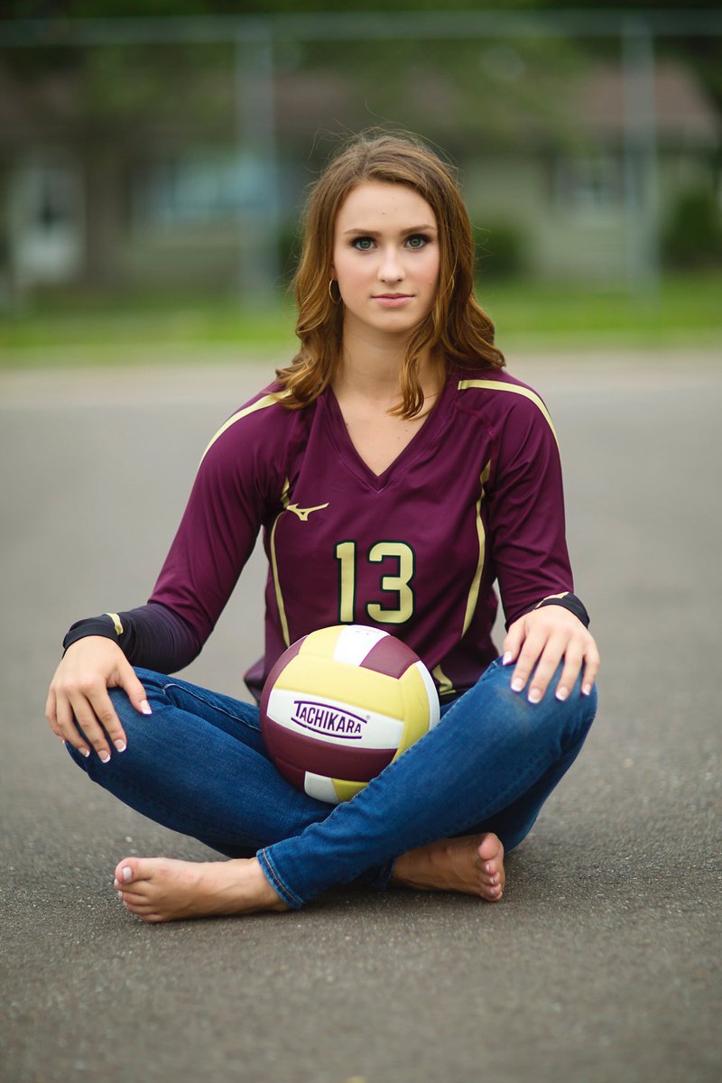 We’re excited to announce the commitment of Amia Fornell! Amia is from Barron, WI. Welcome to the Firestorm family! #sandstorm