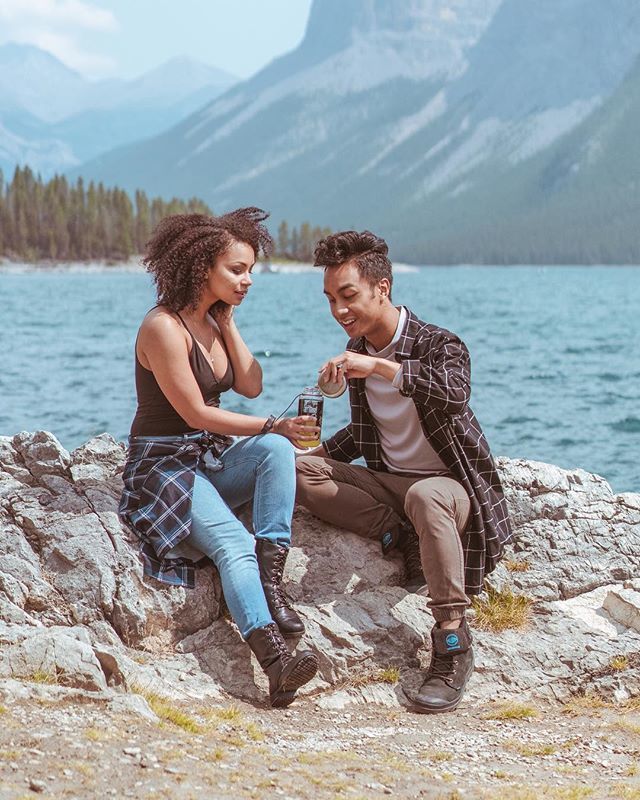 There's nothing more satisfying than sharing a drink with your friends after day outdoors. ⁣⠀
⁣⠀
Tag your favourite adventure buddy below. 👇🏼 bit.ly/2v6Dmw3