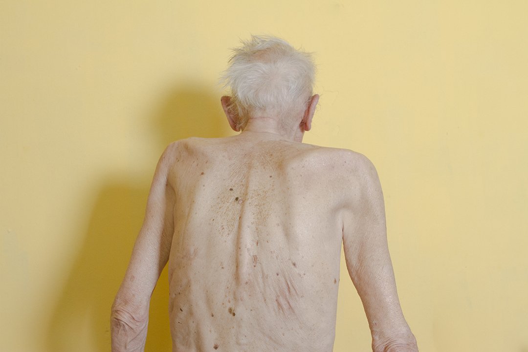 ICPhotog's tweet photo. Armenian photographer Karen Khachaturov's series "Pastel Struggle" focuses on trauma and his grandfather's battle with cancer. See the photos during #ICPprojected. https://t.co/YGT2YIgedL https://t.co/0562oak3Ug