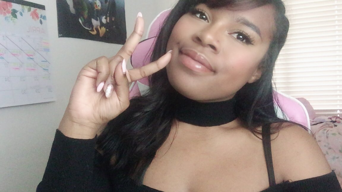 Ahhriily's tweet photo. 🔴 Live now on #twitch 🚨
💟 Playing: Dead by Daylight and smite 🎮

🔗 https://t.co/BxRgcO53KW
 #️⃣
#twitchkittens
#twitchstreamers
#Twitchaffliate https://t.co/bY6GvPVk9L