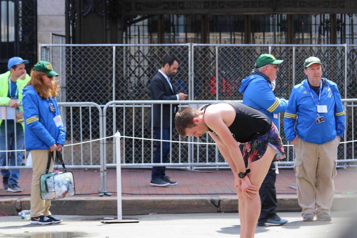 tonnybaruaM's tweet photo. Here are few of my finishing line captures from today.
#studentjournalist
#bostonmarathon
#ReportingWithDan https://t.co/vo0nSKjUZK