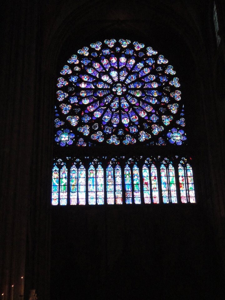 2ndstar2theMigi's tweet image. 高2の時にパリについて始めに言ったのがノートルダムだった。
美しさに翻弄されて何も言えなかった。
それも割れてしまったと聞く。
#GodHelp