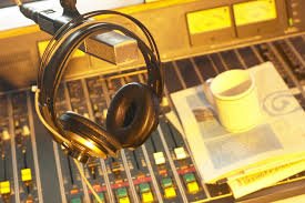 CassieJFox's tweet photo. #WPEX909FM #BlueMonday Hour #2-3 #NarvelEchols #NapoleanDemps #LaMorrisWiliams #DJAdamAnt #StanMosley @StanMosleySoul #SouthernSounds #TweedFunk @TweedFunk #RoyRoberts @RobertsBlues #RobertCray @RobertCrayBand #LonnieBrooks #BettyPadgett #MusicMonday #taxday #MondayMood #Party https://t.co/3NRrlw9p3v