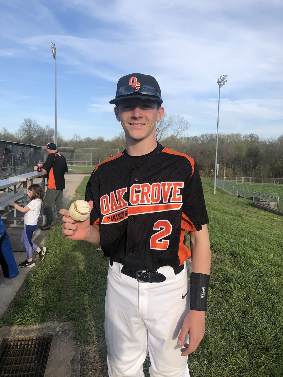 MelissaMarsh98's tweet image. Our boy hit a 375ft shot to left center tonight for Home run!!!  Hard work pays off!!! #TealNation #proudmomma @bmash_2 @JasonMa16937851 @ProdigyBasebal