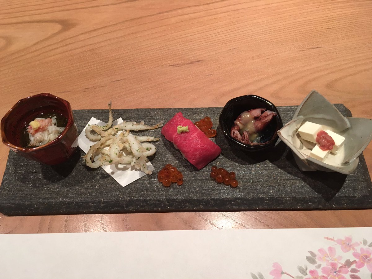 終電後
銀座から中野までヒッチハイクして帰ろうと
親指を立てて歩き

結果
親指を立てたまま4時間歩いて帰宅