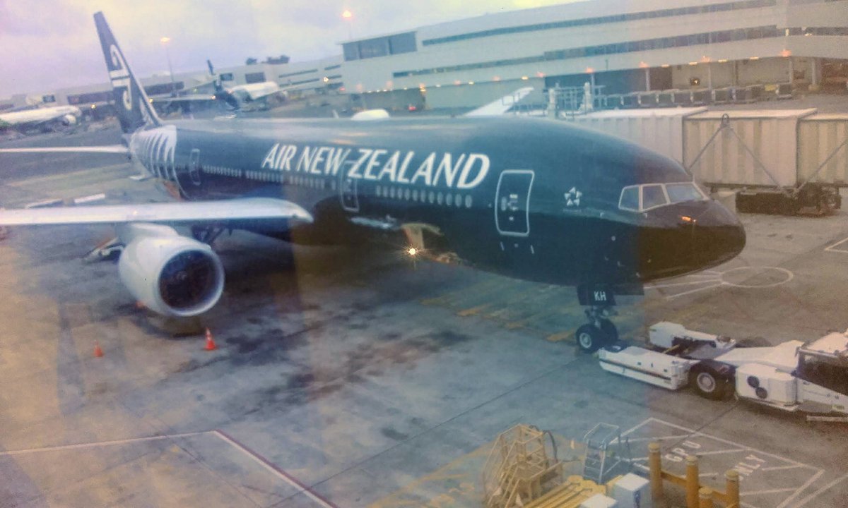 mercedest5g's tweet photo. El avión que nos trasladó de Auckland a Ezeiza #NZ30 #Allblack #airnz #airnzshareme #AucklandAirport @FlyAirNZ
Mā te wā #NewZealand hope see u again, Miss u!!❤ 31/3/19 https://t.co/gqJwNJbqG5