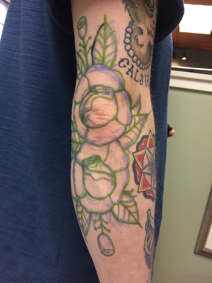 TheRickBeaupre's tweet photo. Freehand sharpie sketch to finished tattoo. 
#tattzappin https://t.co/zjeIDTlwp5