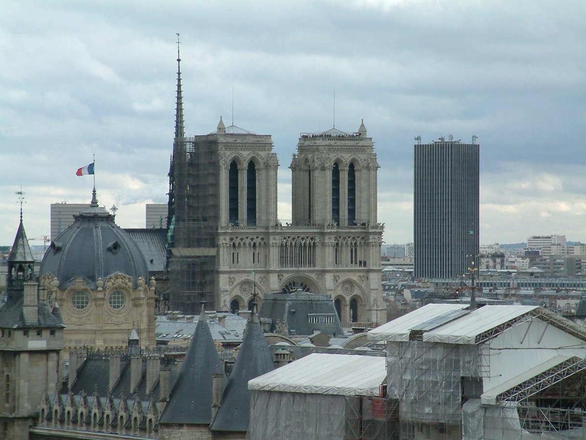 soakedinsalt's tweet photo. Street photography - "From Lafayette" #street #photography #paris #notre-dame #streetphotography #digitalsalt #soakedinsalt #streetzone #streetizm #lifeframer #burnmyeye #streetleaks #everybodystreet #streetfoto #france https://t.co/8YL6qxzZG4