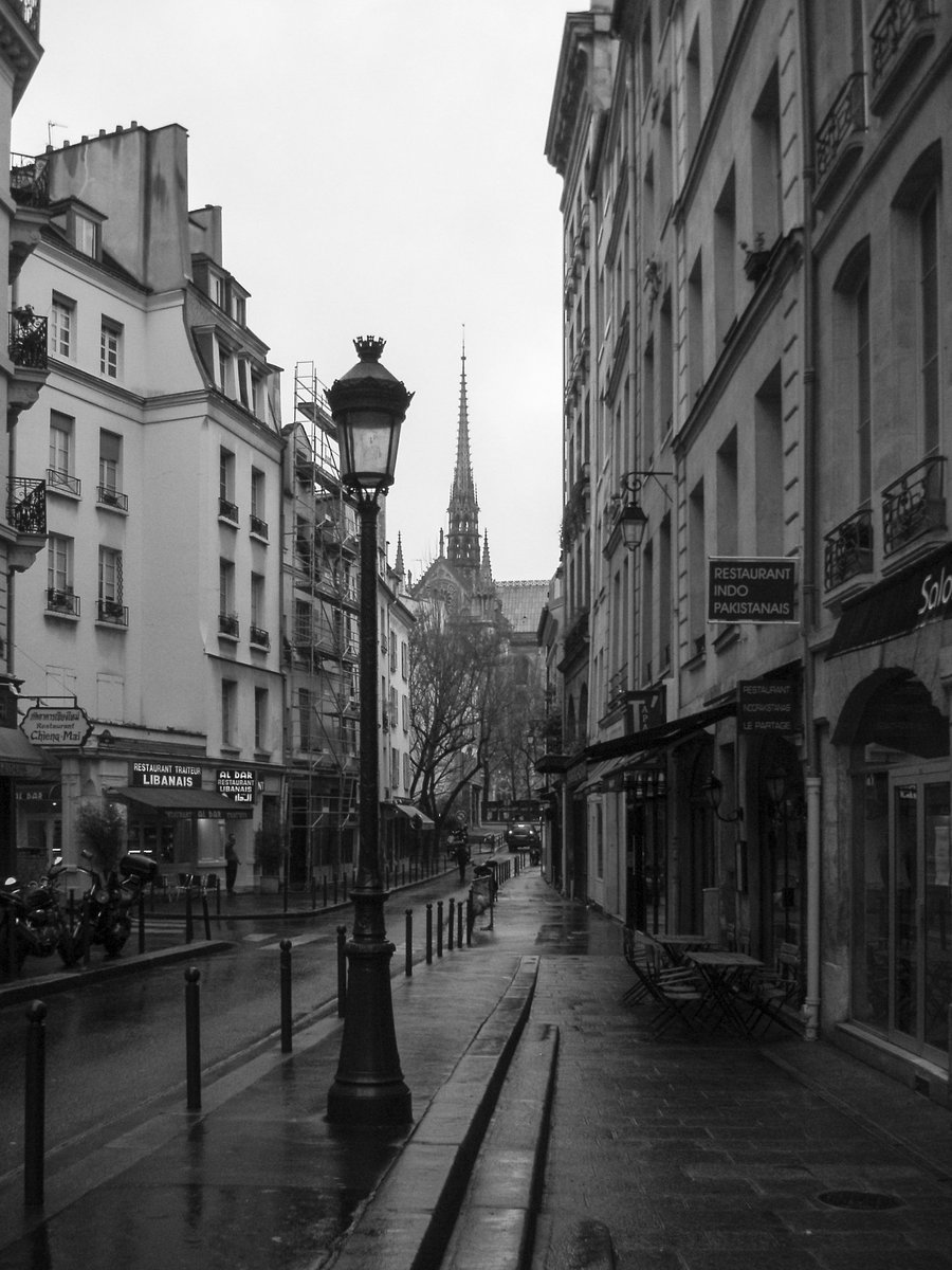 soakedinsalt's tweet photo. Street photography - "Paris 2008" #street #photography #paris #notre-dame #streetphotography #digitalsalt #soakedinsalt #streetzone #streetizm #lifeframer #burnmyeye #streetleaks #everybodystreet #streetfoto #france https://t.co/rmRDMjjIbu