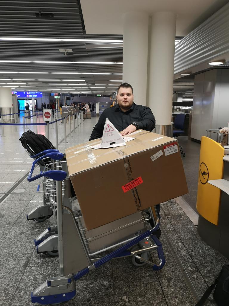 ActiwareD's tweet photo. Thank you team ACTIWARE for the good organization! Passed customs and check-in with ease. https://t.co/tmF2V8gzjm
