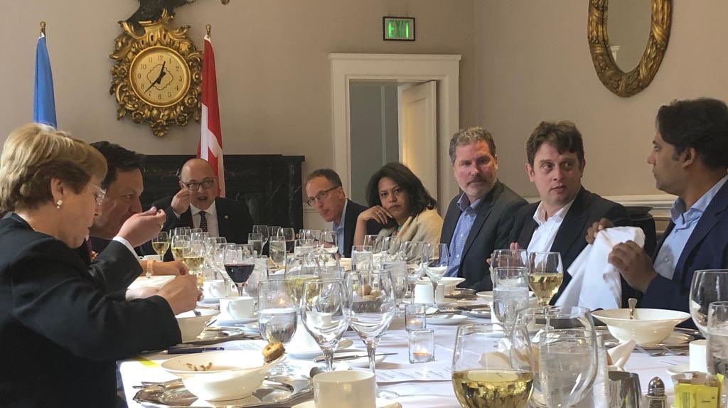 AmbNum's tweet photo. Lunch discussion on #tech, #AI, and #humanrights, invited by @CanCGSF with @UNHumanRights Chief @mbachelet. Will we be able to use this new revolution for the maximum of #humangood ? https://t.co/OsHY8GCKrg