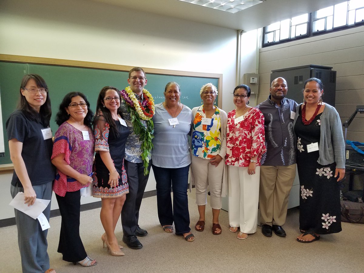 HIDOEOCID's tweet photo. World Languages teachers presented at the HALT conference this past Saturday on how to teach language for proficiency. Congrats to Will Smith, Waipahu High Japanese teacher, for the Excellence in Teaching Award!  #SpeakAloha2019 @WaipahuHigh @mauihighsabers https://t.co/orPZpuJcOE