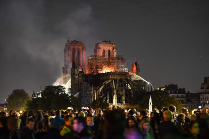 skysarahjane's tweet photo. #Sunrise @SkyNews 6am
What is left of #NotreDame @DominicWaghorn is in Paris
@AlexCrawfordSky speaks to PM of #Libya 
@inzyrashid reports on #InvisibleDisabilities
Would you be happy to work 12 hour day, 6 days a week? #996system
Plus the fake 5 star ratings duping you on @amazon https://t.co/9qSxgBt5rg