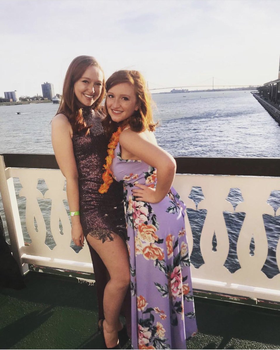 TriSigmaOU's tweet image. We had BOATloads of fun at our formal on Saturday!🚤💛