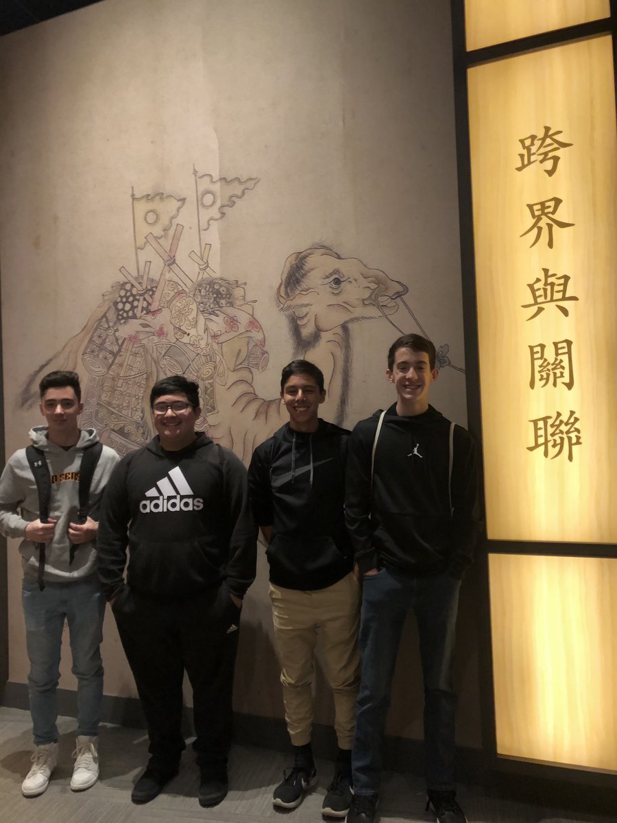 mrsmurphy156's tweet photo. China exhibit! #thefieldmuseum #themongols #buddha #adayatthemuseum19 https://t.co/8f0tdcZ0q8