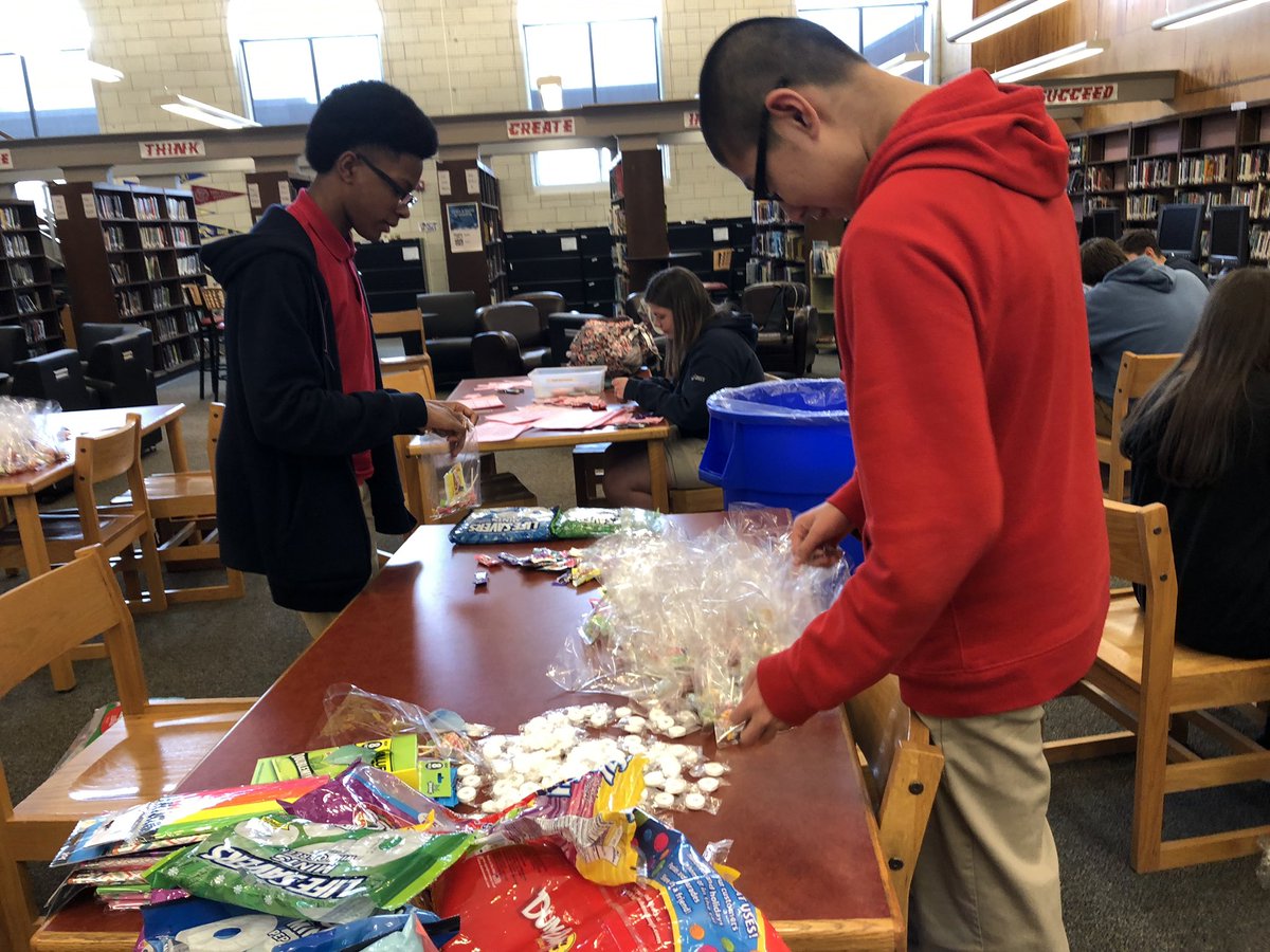 Mrs. Wiedenmann tweet media