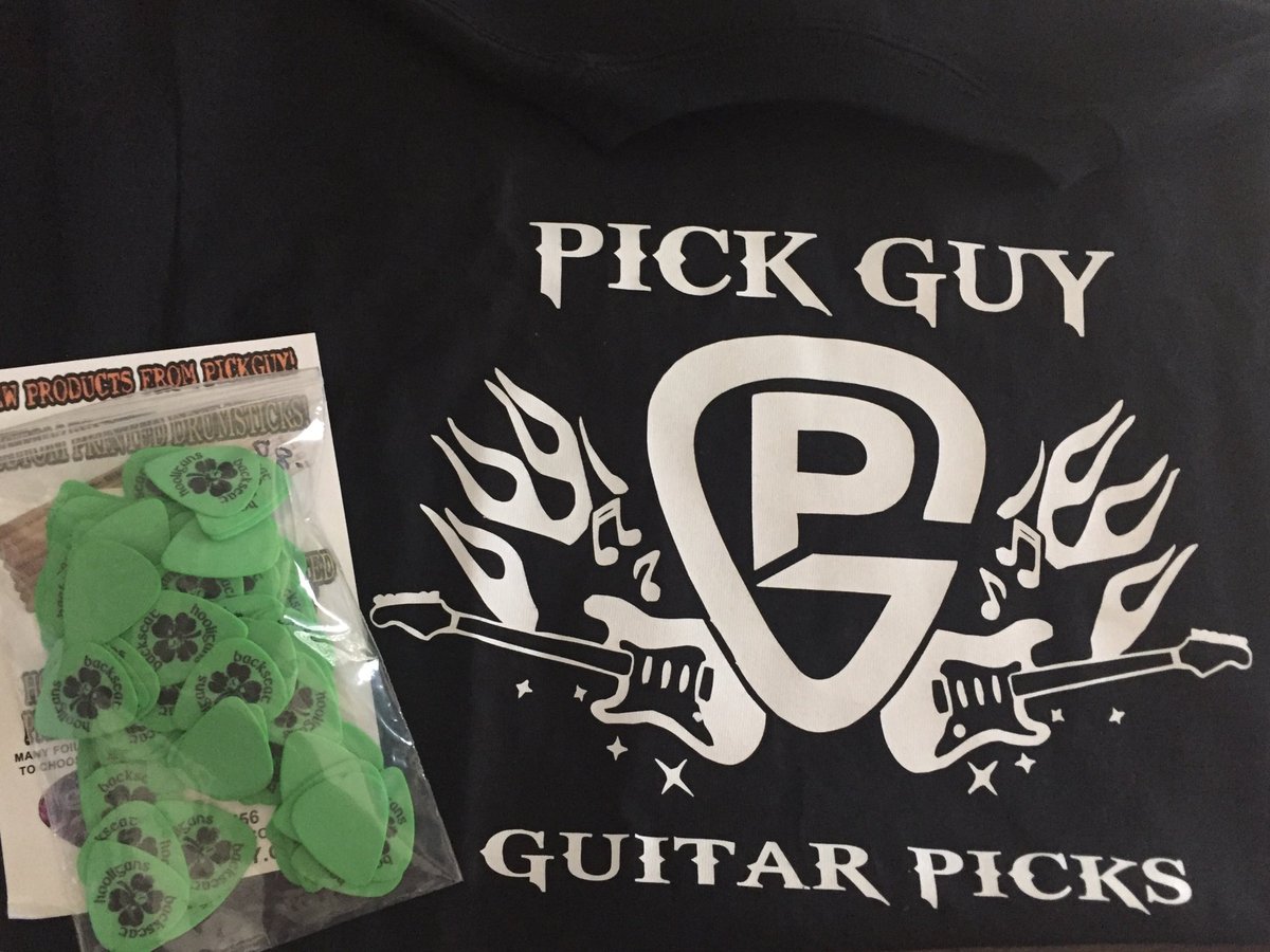 johnny_sexx's tweet photo. #BackseatHooligans thank you Carlson Randolph @PickGuy for making the best guitar picks on the planet. We Hail You! https://t.co/VttvqHsDkW