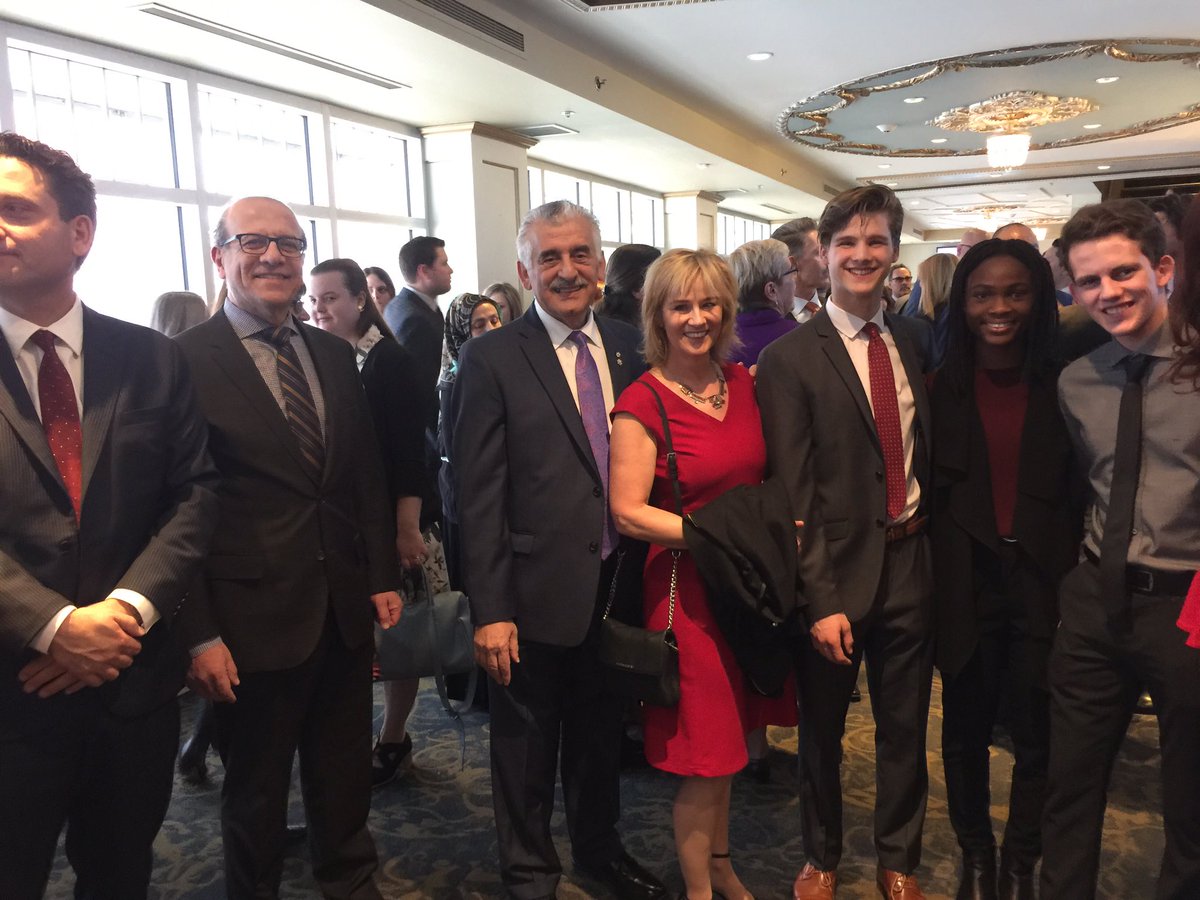 AnoMagnifico's tweet photo. Congrats to @quinnmfleming #futureleaderofMB #AwardWinner @JAManitoba @nmcLRSD @louis_riel_sd #insightfulspeech #soPROUD #entrepreneurship #commitment @SipnTimber #president https://t.co/lfqPQh3un4