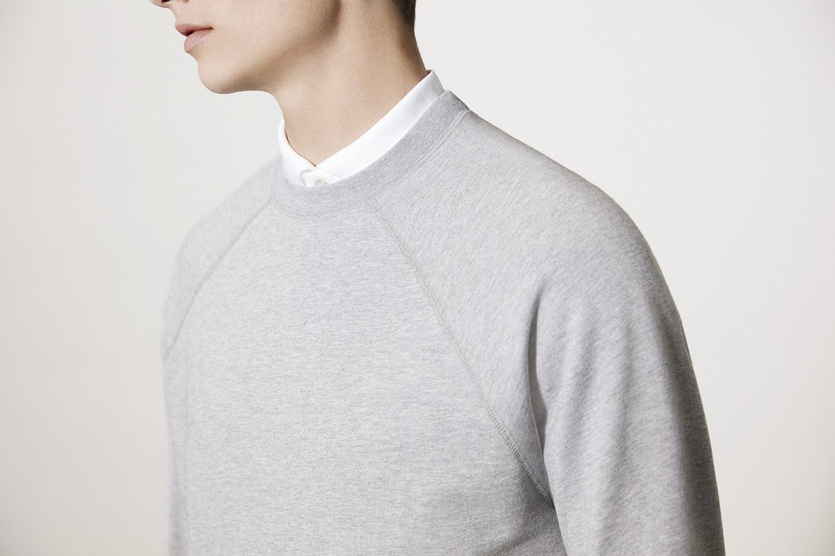 handvaerk's tweet photo. Minimalist at the core
https://t.co/nfj2N5hY2Q
#minimalist #timelessessentials #superfine #frenchterry #raglansweatshirt #handcrafted #perfectbasics #handvaerk https://t.co/9hAjpZ963N