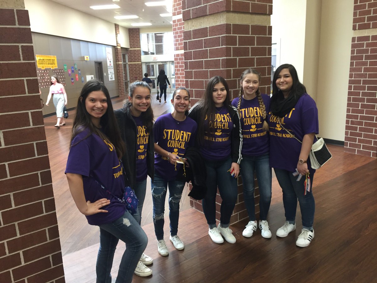 TSAStuCo's tweet photo. The district chess meet was so much fun @TISDTSA  Stuco loves to see these kids do amazing things. They often recognize us and say hey! We love all our little friends! https://t.co/m07yrqyqrK