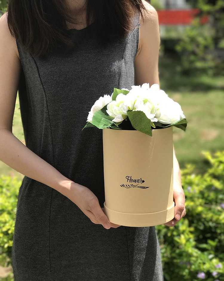 JoyBean199's tweet photo. We have many paper flower boxes in stock.
#factorypackaging #flowerbox #flowerboxpackagingdesigns #flowerboxes #highqualityboxes #flowerboxes #flowerboxessupplier #luxurydesignpackaging #luxuryflowerpackaging #tubeflowerbox #roundflowerbox #roundflowerboxes #flowerbox https://t.co/F0OO4W3xqQ