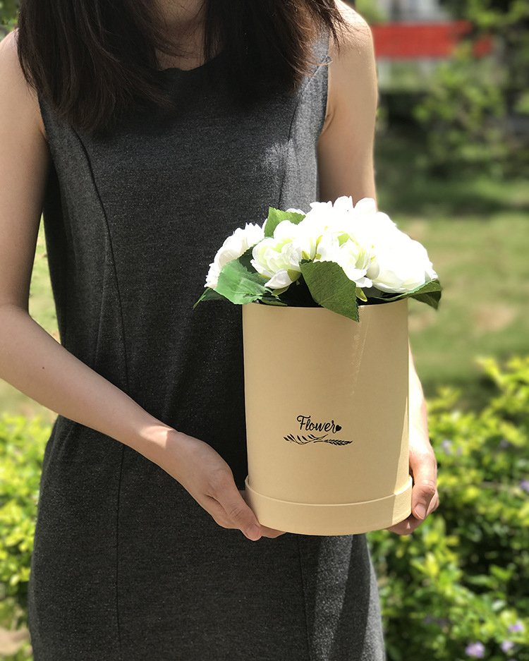 JoyBean199's tweet photo. We have many paper flower boxes in stock.
#factorypackaging #flowerbox #flowerboxpackagingdesigns #flowerboxes #highqualityboxes #flowerboxes #flowerboxessupplier #luxurydesignpackaging #luxuryflowerpackaging #tubeflowerbox #roundflowerbox #roundflowerboxes #flowerbox https://t.co/Ynb8kIsRzT