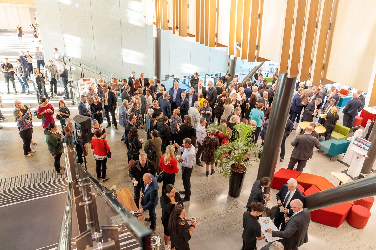 waikato's tweet photo. Our new University of Waikato - Tauranga campus is officially open! We're so excited that our new home in the bay is finally ready for our #Tauranga whanau 🎉🏖📚

Read more: https://t.co/Vr41qNqdfW https://t.co/r0OPuAUtT9