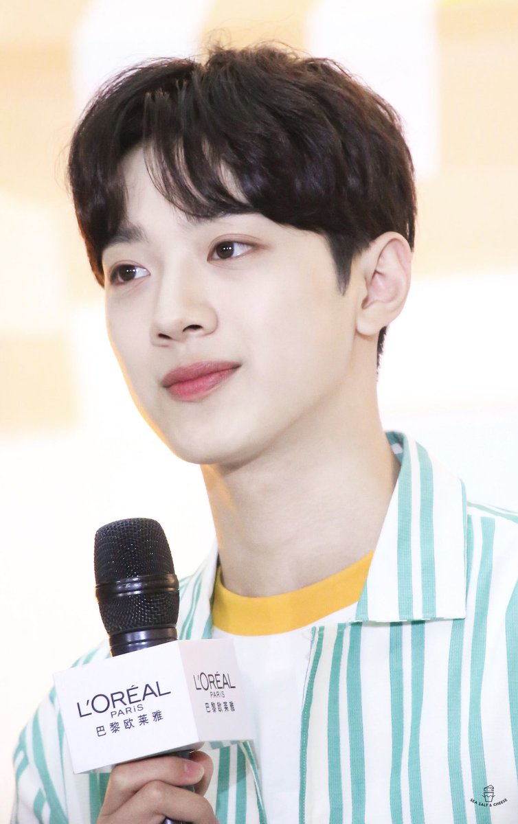 SeaSaltCheese's tweet photo. 190415 CHANGSHA

#라이관린 #赖冠霖 #laikuanlin https://t.co/zDf1LBcLMf