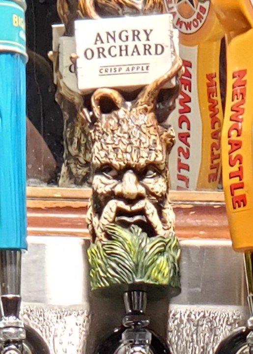 zeoquean's tweet photo. Seriously...every time I come here this guy's stare bores into my soul https://t.co/0bVZXgizDf