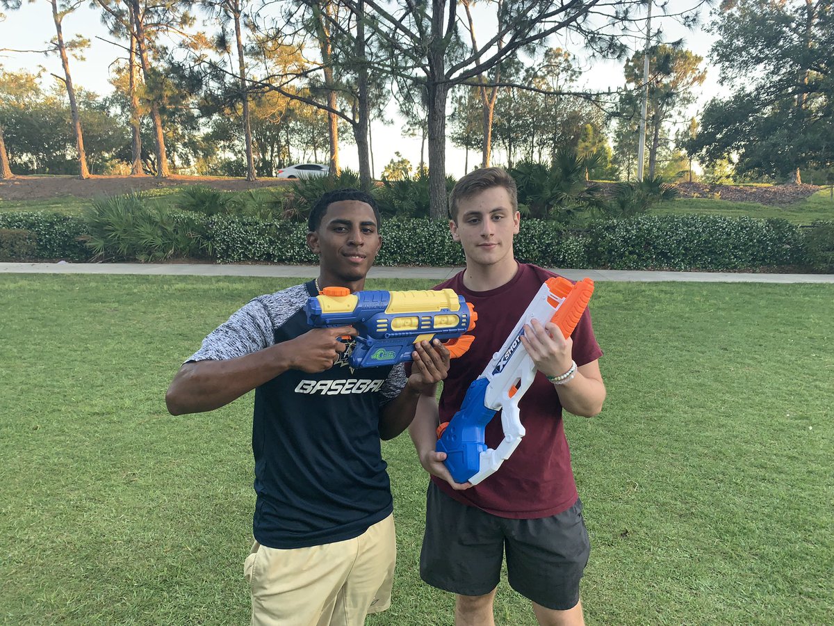 squirt_6's tweet photo. Andrew and Jonathan with kills on Analise, Joao,Caleb, and Ethan @AHSWaterWars19 https://t.co/F8m0WoosQz