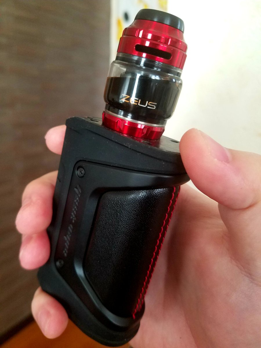 raripapa88's tweet image. はんちぇ♪
#ZeusX 
けっこうﾊﾞﾌﾞﾙﾀﾝｸ好きになってきた。
見慣れてきたのかな(笑)
倒したら1発だろうけど…
#vape好きな人と繋がりたい