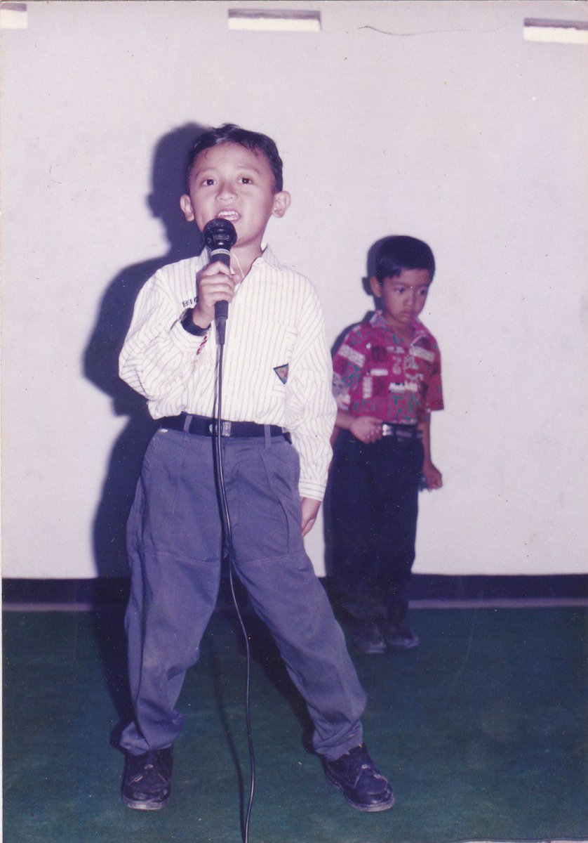 𝕍𝔸𝕃𝔼ℕ𝕋 ℂℍ𝕆 tweet media